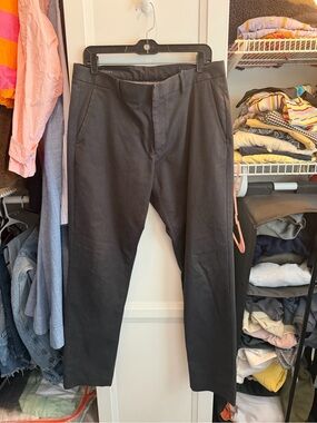 Bonobos Men's Weekday Warrior Thursday Straight Leg Pant charcoal Size 33 x 32